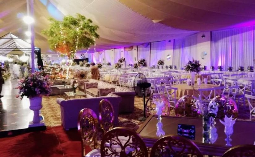 Which are the benefits of hiring a professional event management company?