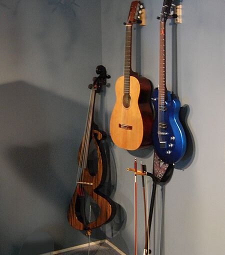 Choosing the Right Cello Size for Your Child