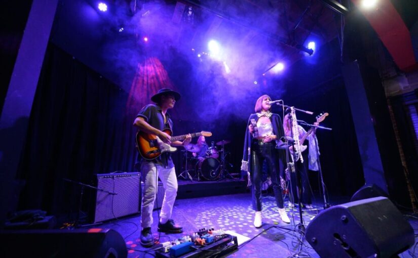 Live Band vs DJ: What Should You Choose?