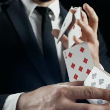 The Magic Behind Professional Party Magicians